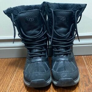 UGG Adirondack III Boot (US 7)